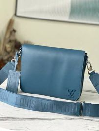 Picture of LV Mens Bags _SKUfw109200134fw